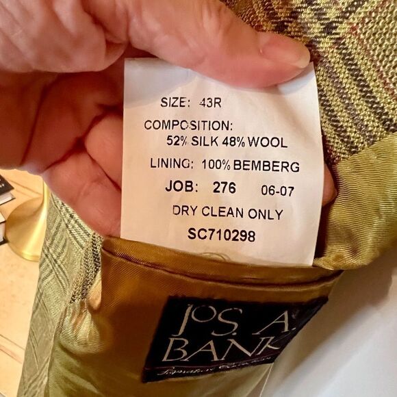 Men's Jos. A. Bank Silk Wool Tan Brown Plaid Sport Coat Blazer Jacket Size 43R - Picture 7 of 7
